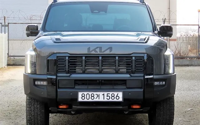타스만 중고차 타스만 2.5 T-GDI 4WD 매물 사진 3 - 2025/05 6,750km